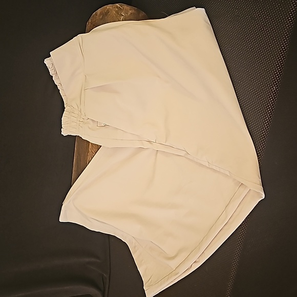 Athleta Brooklyn Wide Leg Crop Pant - Picture 8 of 8